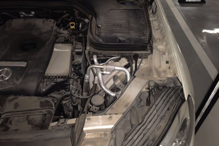 Used Mercedes-Benz GLC 2018 GLC 300 4MATIC Sport Edition Engine Bay Left