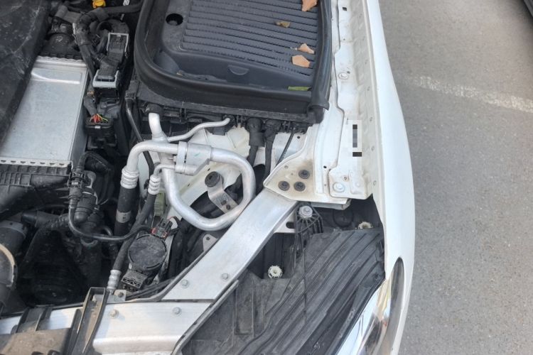 Used Mercedes-Benz GLC 2018 GLC 300 4MATIC Sport Edition Engine Bay Left