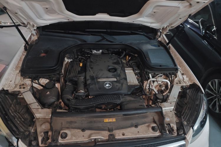 Used Mercedes-Benz GLC 2018 Facelifted GLC 260 4MATIC Dynamic Edition Engine Bay