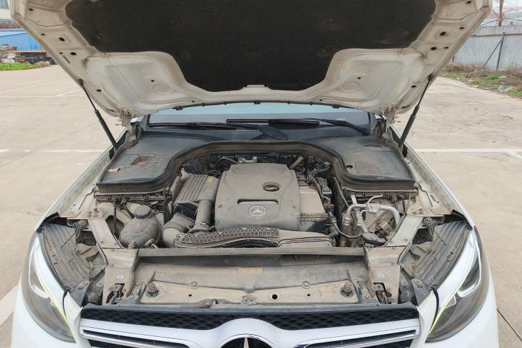 Used Mercedes-Benz GLC 2018 Facelifted GLC 260 4MATIC Dynamic Edition Engine Bay