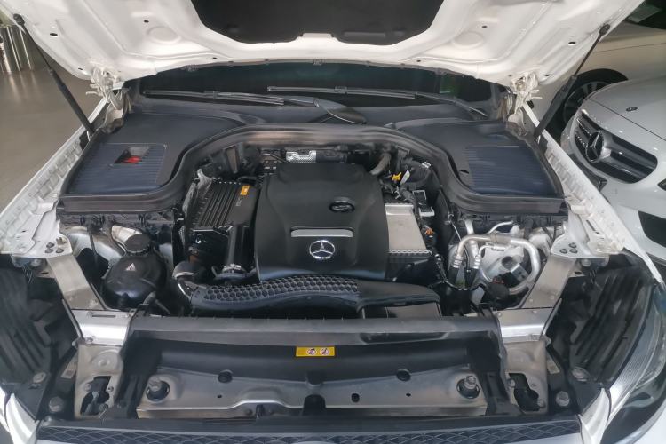 Used Mercedes-Benz GLC 2018 Facelifted GLC 260 4MATIC Dynamic Edition Engine Bay