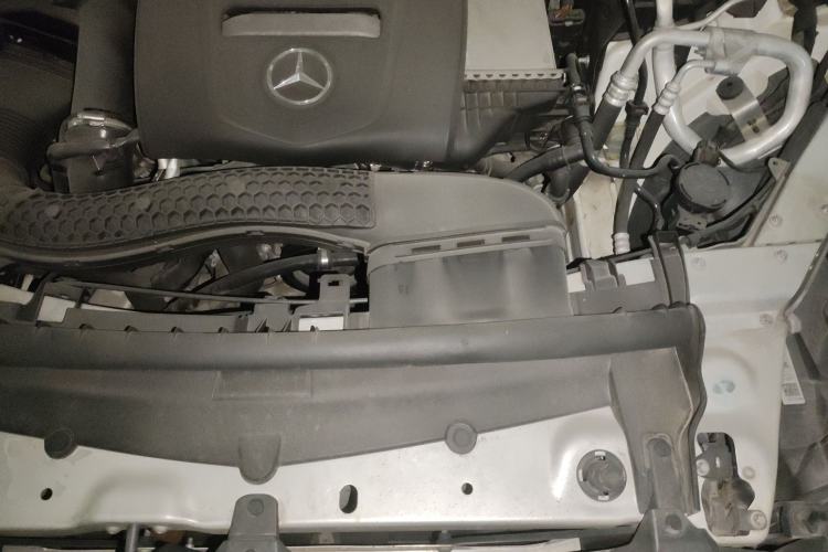 Used Mercedes-Benz GLC 2018 Facelifted GLC 260 4MATIC Dynamic Edition Engine Bay