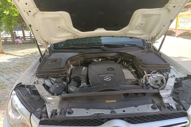 Used Mercedes-Benz GLC 2018 Facelifted GLC 260 4MATIC Dynamic Edition Engine Bay