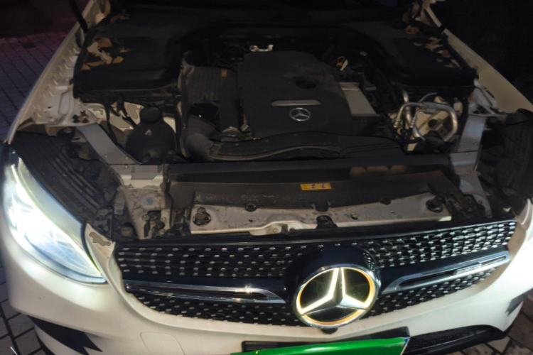 Used Mercedes-Benz GLC 2018 Facelift GLC 260 4MATIC Luxury Edition Engine Bay