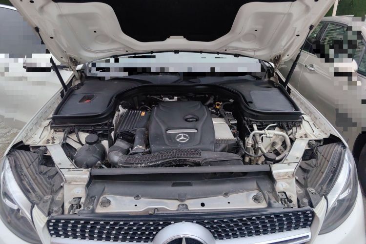 Used Mercedes-Benz GLC 2018 GLC 260 4MATIC Dynamic Edition Engine Bay
