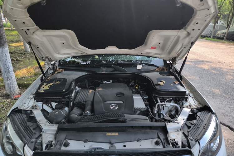 Used Mercedes-Benz GLC 2018 GLC 300 4MATIC Sport Edition Engine Bay
