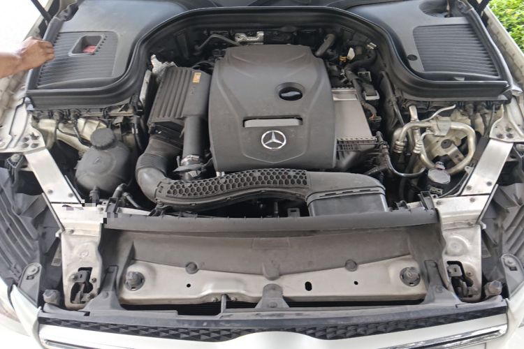 Used Mercedes-Benz GLC 2018 GLC 300 4MATIC Sport Edition Engine Bay