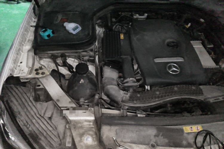 Used Mercedes-Benz GLC 2018 Facelifted GLC 260 4MATIC Dynamic Edition Engine Bay Right