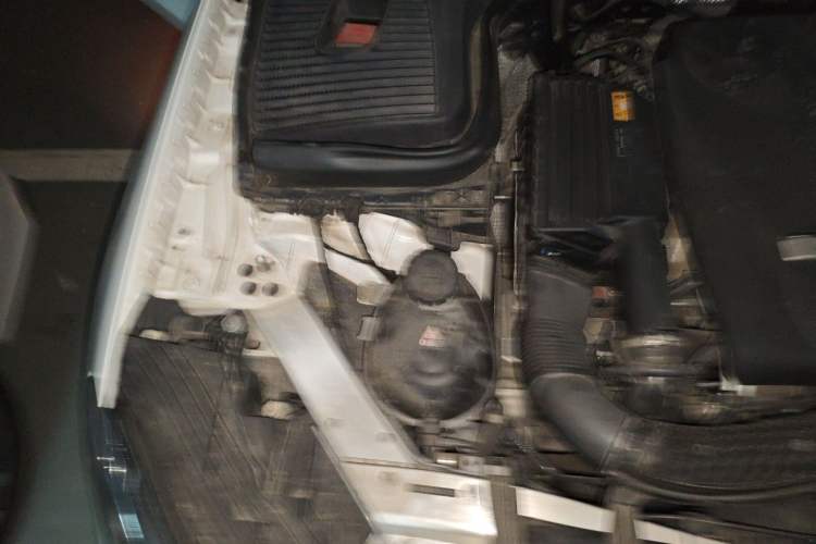 Used Mercedes-Benz GLC 2018 GLC 200 4MATIC Engine Bay Right
