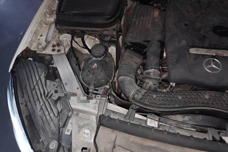 Used Mercedes-Benz GLC 2018 GLC 200 4MATIC Engine Bay Right