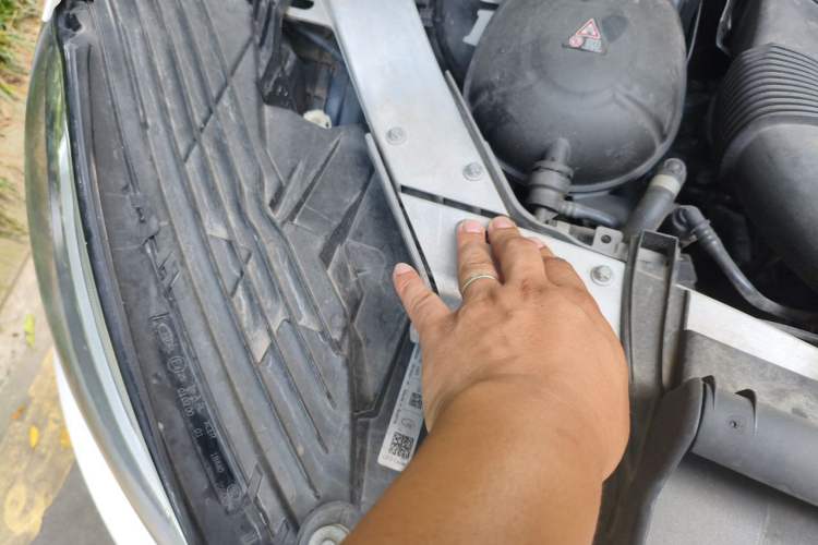 Used Mercedes-Benz GLC 2018 Facelift GLC 200 4MATIC Engine Bay Right