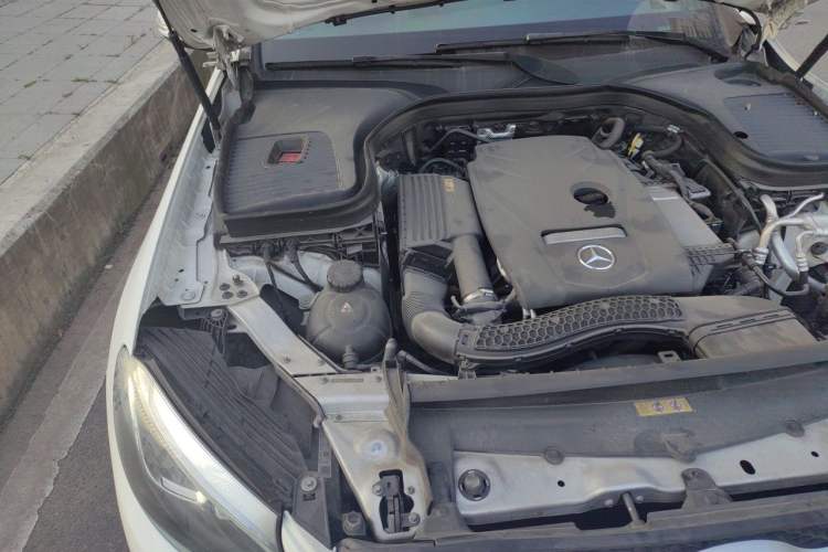 Used Mercedes-Benz GLC 2018 Facelift GLC 200 4MATIC Engine Bay Right