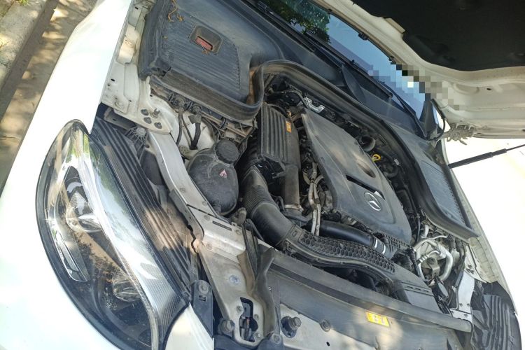 Used Mercedes-Benz GLC 2018 GLC 300 4MATIC Sport Edition Engine Bay Right