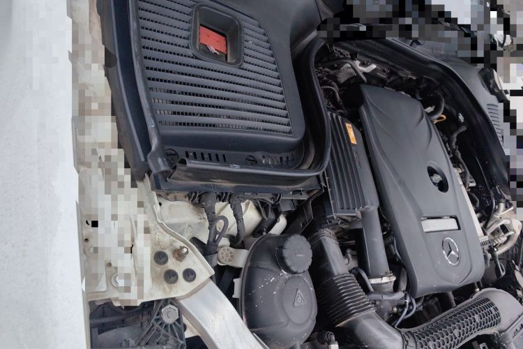 Used Mercedes-Benz GLC 2018 GLC 260 4MATIC Dynamic Edition Engine Bay Right