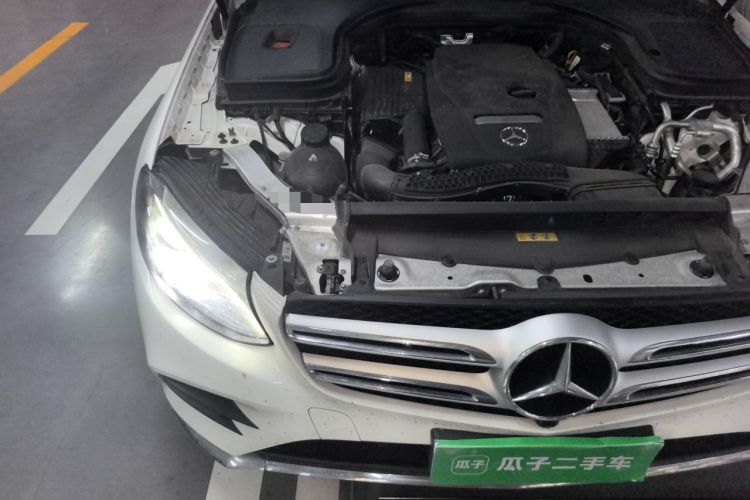 Used Mercedes-Benz GLC 2018 GLC 260 4MATIC Luxury Model Engine Bay Right
