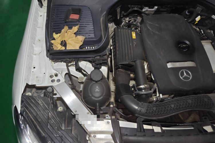 Used Mercedes-Benz GLC 2018 GLC 260 4MATIC Luxury Model Engine Bay Right
