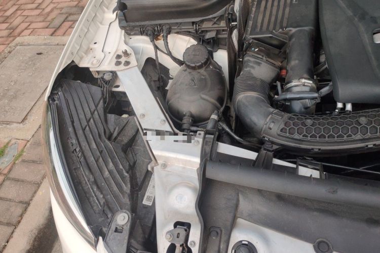 Used Mercedes-Benz GLC 2018 GLC 260 4MATIC Dynamic Edition Engine Bay Right