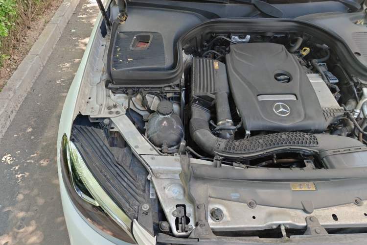 Used Mercedes-Benz GLC 2018 Facelifted GLC 260 4MATIC Dynamic Edition Engine Bay Right