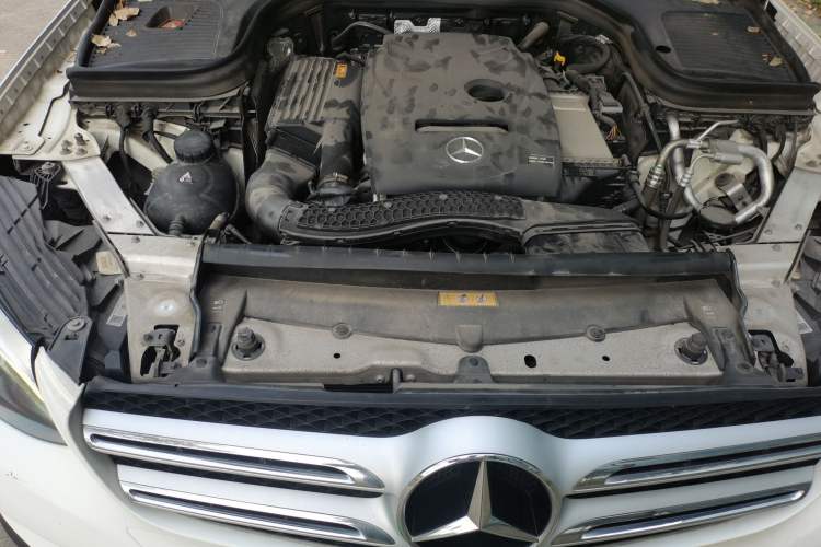 Used Mercedes-Benz GLC  Engine Bay