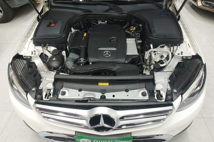Used Mercedes-Benz GLC 2018 GLC 200 4MATIC Engine Bay