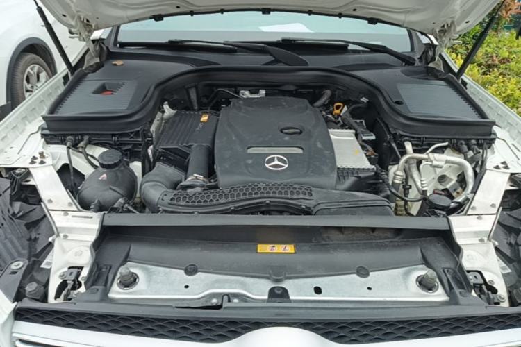 Used Mercedes-Benz GLC 2018 Facelift GLC 200 4MATIC Engine Bay
