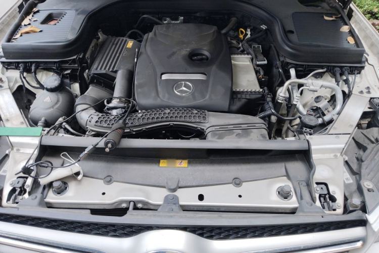 Used Mercedes-Benz GLC 2018 Facelift GLC 260 4MATIC Luxury Edition Engine Bay