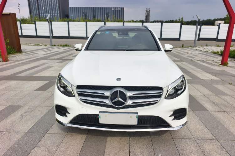 Used Mercedes-Benz GLC 2018 GLC 300 4MATIC Sport Edition Exterior 1
