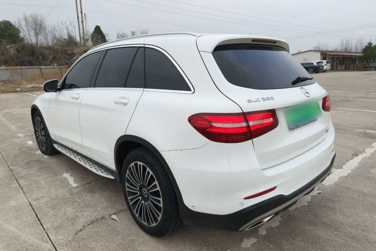 Used Mercedes-Benz GLC 2018 Facelifted GLC 260 4MATIC Dynamic Edition Exterior 2