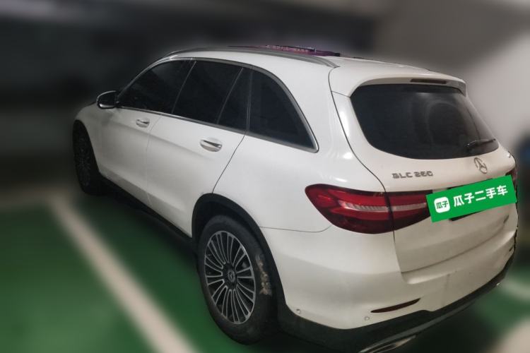 Used Mercedes-Benz GLC 2018 Facelifted GLC 260 4MATIC Dynamic Edition Exterior 3