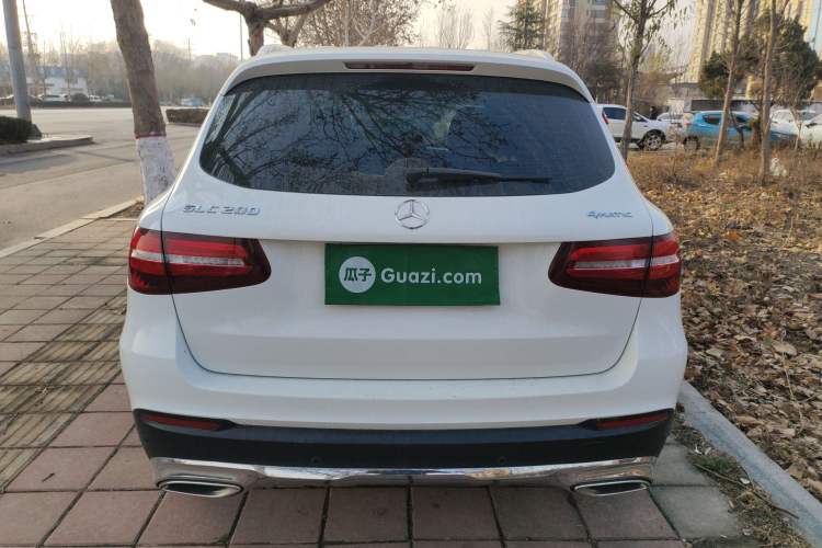 Used Mercedes-Benz GLC 2018 GLC 200 4MATIC Exterior 4