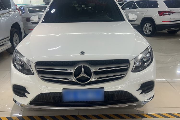 Used Mercedes-Benz GLC 2018 Refreshed GLC 300 4MATIC Dynamic Edition Exterior 5