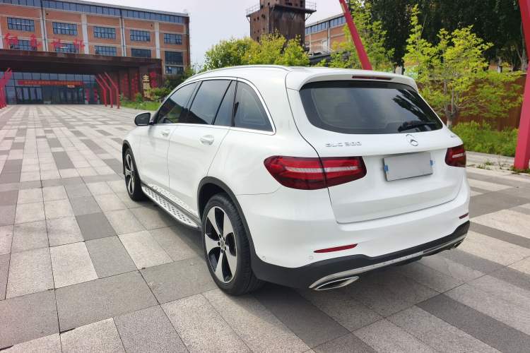 Used Mercedes-Benz GLC 2018 GLC 300 4MATIC Sport Edition Exterior 6