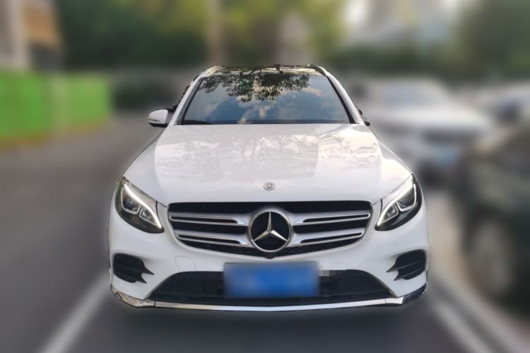 Used Mercedes-Benz GLC 2018 Facelift GLC 260 4MATIC Luxury Edition Front