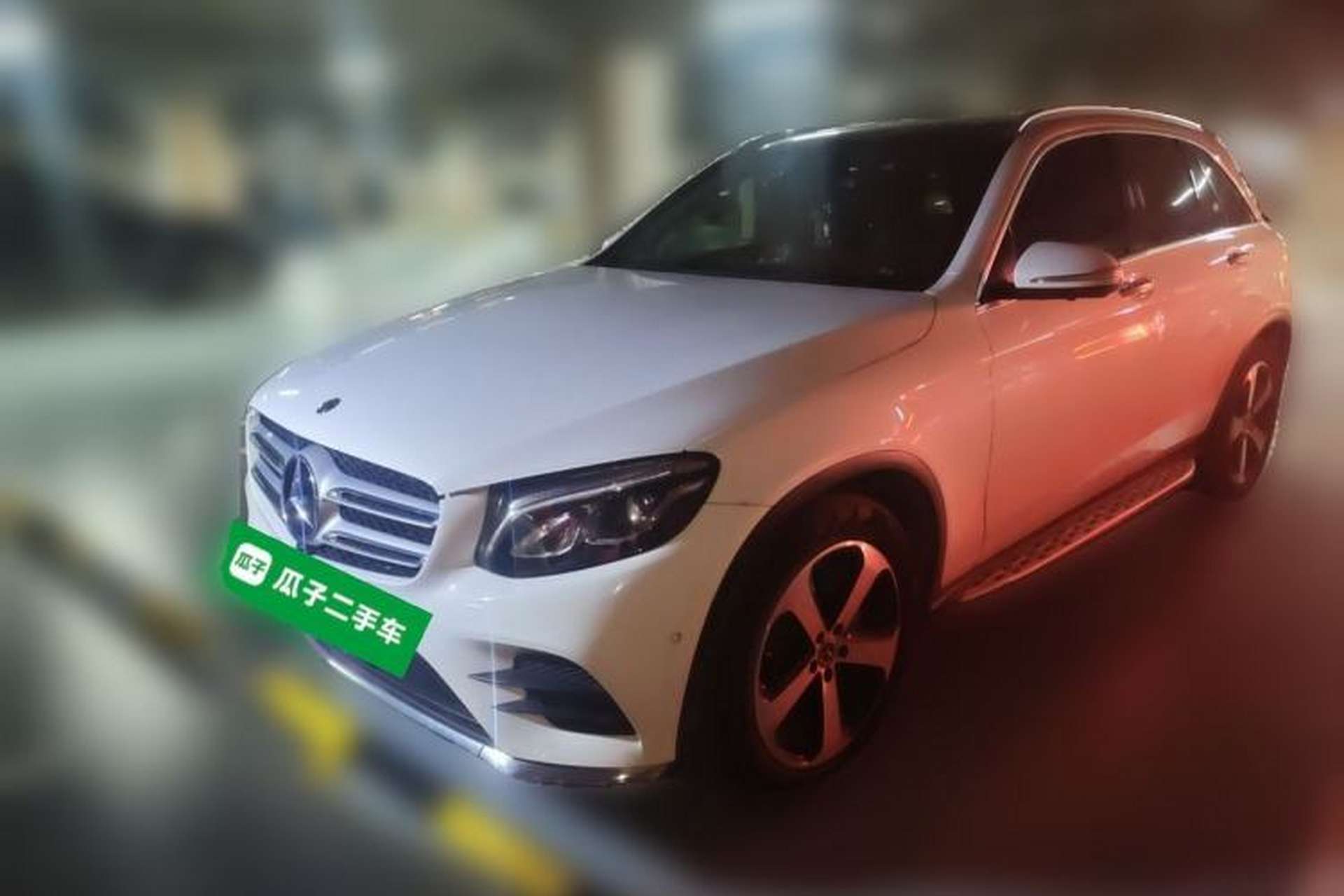 Used Mercedes-Benz GLC 2018 GLC 260 4MATIC Luxury Model Front Left 45 Deg