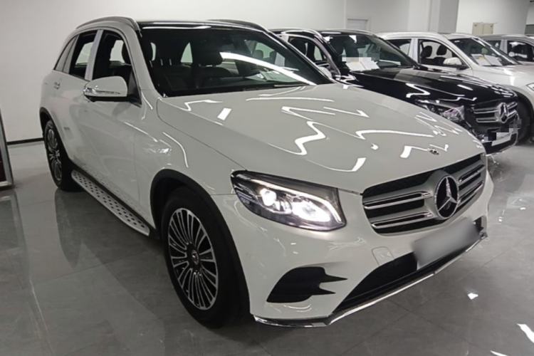 Used Mercedes-Benz GLC 2018 GLC 200 4MATIC Front Right 45 Deg