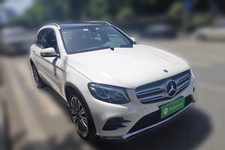 Used Mercedes-Benz GLC 2018 GLC 260 4MATIC Dynamic Edition Front Right 45 Deg