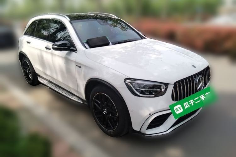 Used Mercedes-Benz GLC 2018 GLC 260 4MATIC Luxury Model Front Right 45 Deg