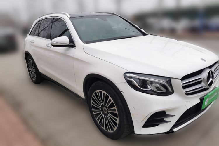 Used Mercedes-Benz GLC 2018 Facelifted GLC 260 4MATIC Dynamic Edition Front Right 45 Deg