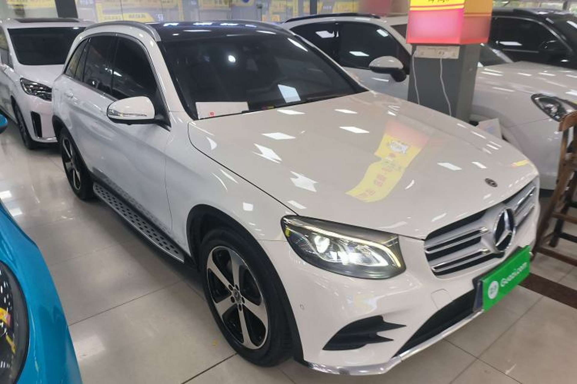Used Mercedes-Benz GLC 2018 Facelift GLC 260 4MATIC Luxury Edition Front Right 45 Deg