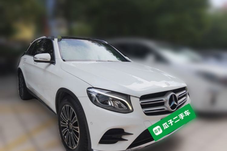 Used Mercedes-Benz GLC 2018 Facelifted GLC 260 4MATIC Dynamic Edition Front Right 45 Deg