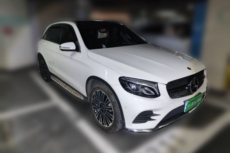 Used Mercedes-Benz GLC 2018 GLC 200 4MATIC Front Right 45 Deg