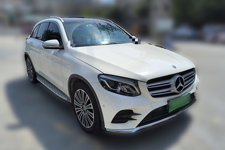 Used Mercedes-Benz GLC 2018 Facelifted GLC 260 4MATIC Dynamic Edition Front Right 45 Deg