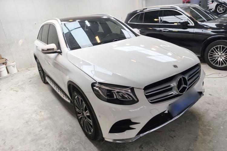 Used Mercedes-Benz GLC 2018 GLC 260 4MATIC Dynamic Edition Front Right 45 Deg