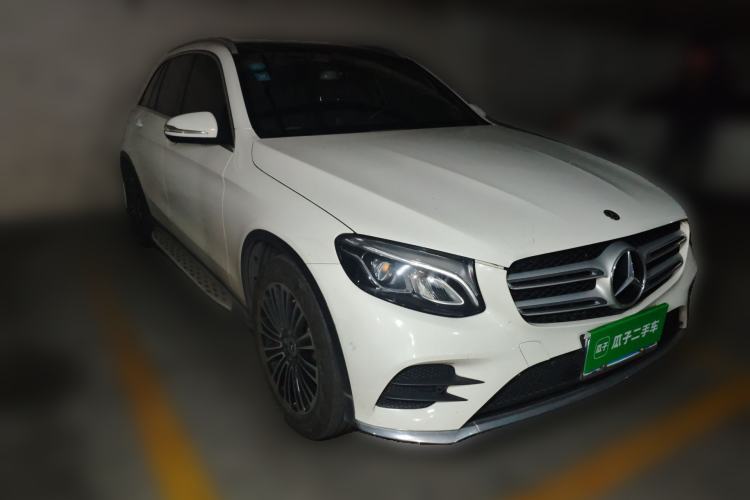 Used Mercedes-Benz GLC 2018 GLC 260 4MATIC Dynamic Edition Front Right 45 Deg