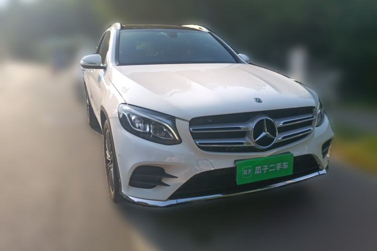 Used Mercedes-Benz GLC 2018 GLC 260 4MATIC Dynamic Edition Front Right 45 Deg