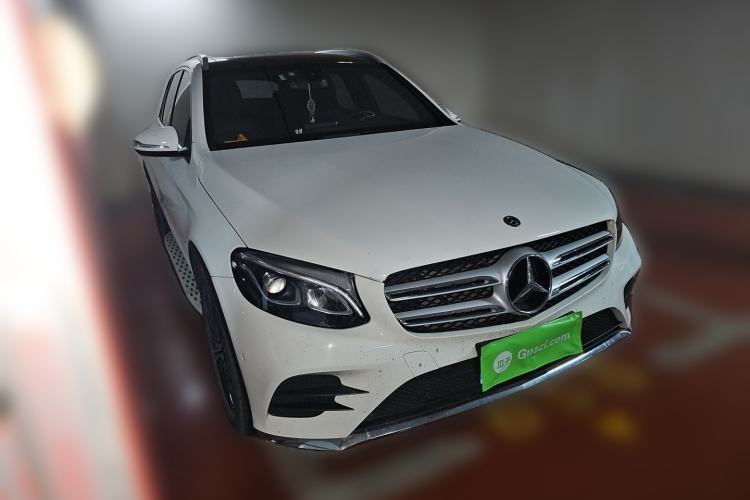 Used Mercedes-Benz GLC 2018 Facelifted GLC 260 4MATIC Dynamic Edition Front Right 45 Deg
