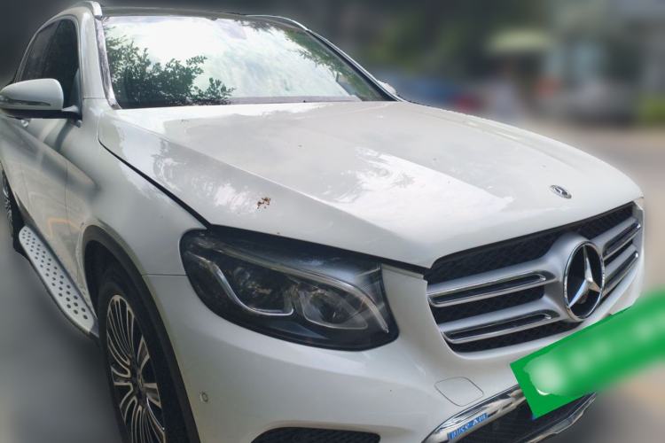 Used Mercedes-Benz GLC 2018 Facelift GLC 200 4MATIC Front Right 45 Deg