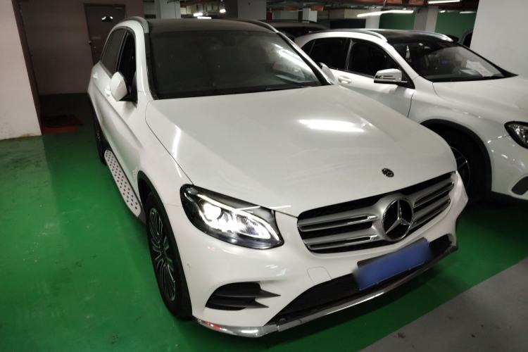 Used Mercedes-Benz GLC 2018 GLC 260 4MATIC Dynamic Edition Front Right 45 Deg