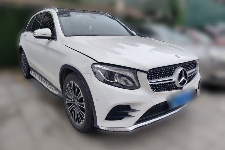 Used Mercedes-Benz GLC 2018 GLC 260 4MATIC Dynamic Edition Front Right 45 Deg
