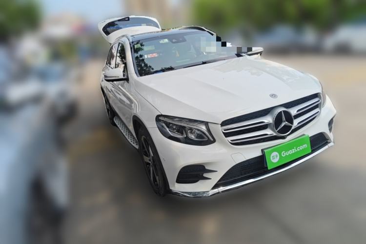 Used Mercedes-Benz GLC 2018 Facelifted GLC 260 4MATIC Dynamic Edition Front Right 45 Deg